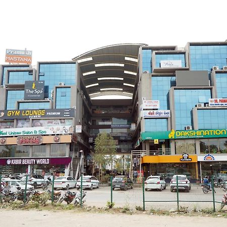 Hotel Pr Villa Gandhinagar Exterior photo